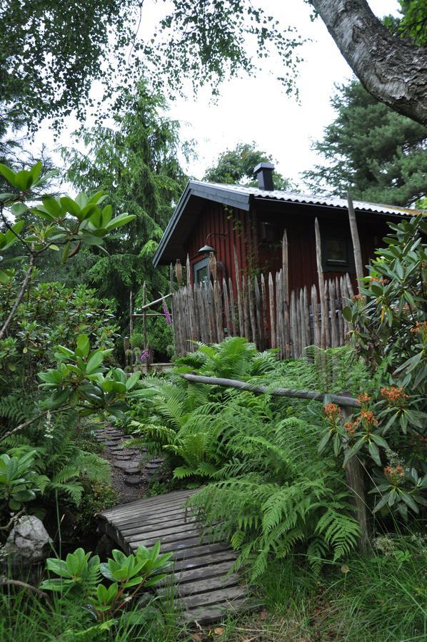 Hakesgard Bed&Garden Bed & Breakfast Veddige Exterior photo